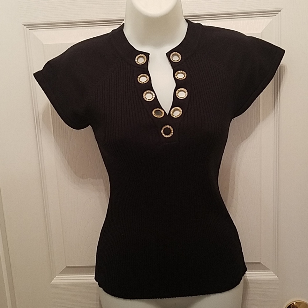 NWOT Belldini Black Ribbed Blouse w/ Detail Vneck